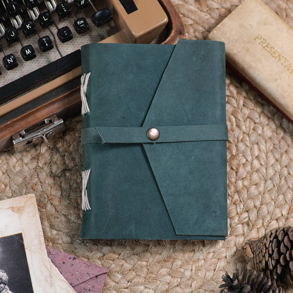 Leather journal diary with Unruled/Ruled page Travel journal: Lined