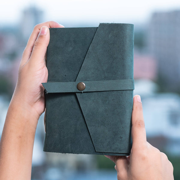 Leather journal diary with Unruled/Ruled page Travel journal: Lined