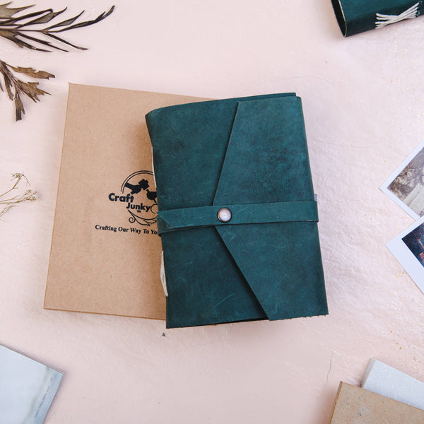 Leather journal diary with Unruled/Ruled page Travel journal: Lined